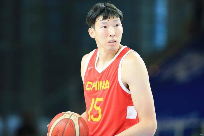 操各国老太太
